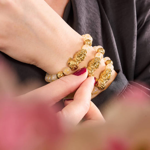 Pixiu Feng Shui Bracelet | GOLD Element | White Agate x 18k Gold